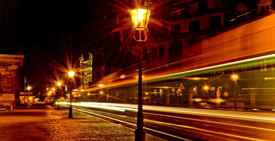 Farben der Nacht - Langzeitbelichtung in Dresden