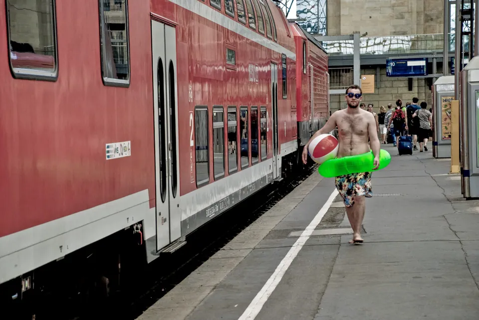 Bitte einsteigen! Fotografie zum Thema Fernweh