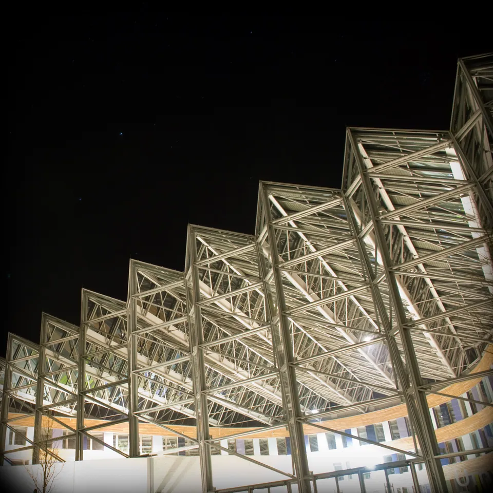 Umweltbundesamt bei Nacht