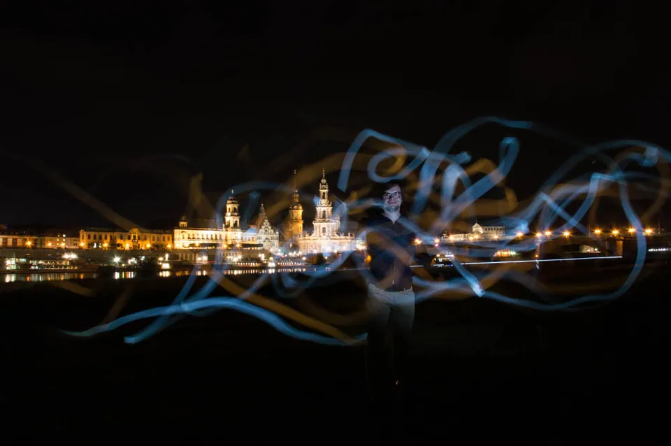 Skyline Dresden mit Langzeitbelichtung und Lightpainting